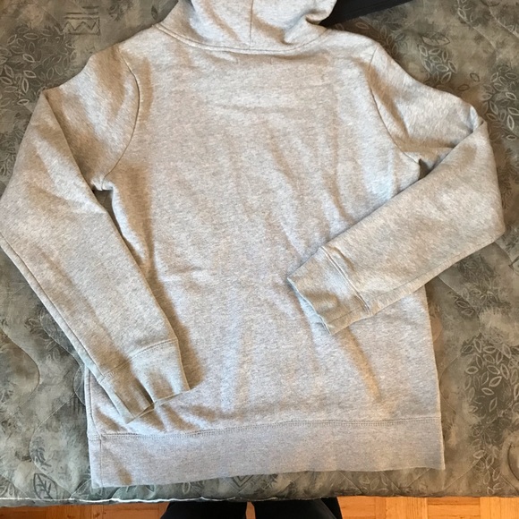 NWOT GAP hoodie - Picture 2 of 6
